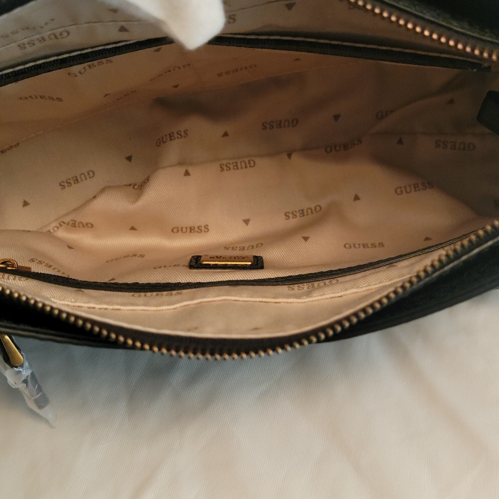 Guess NWT - Picture 5 of 9